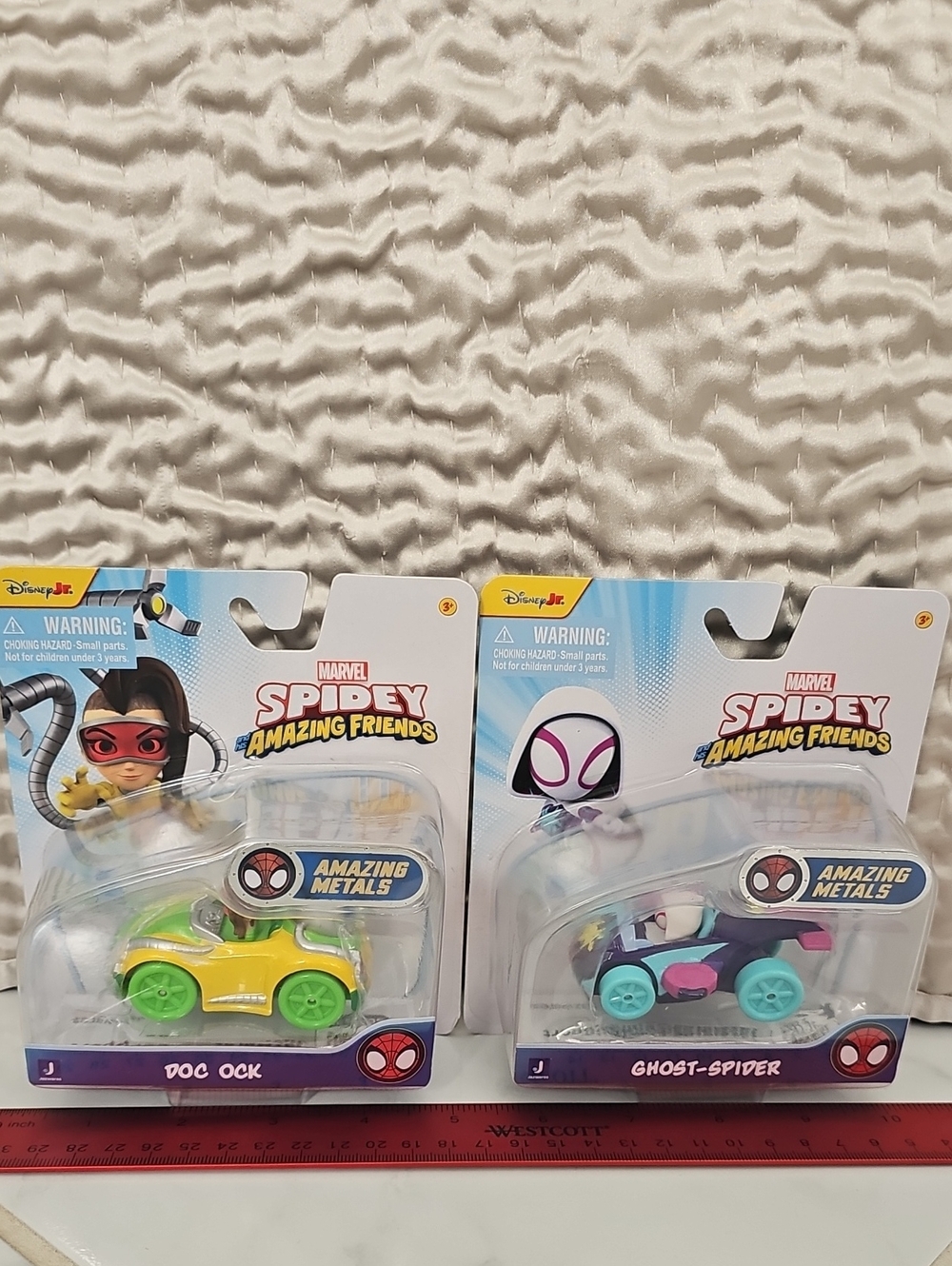 Marvel Spidey Amazing Friends Toy Cars - Doc Ock Yellow & Ghost-Spider Purple